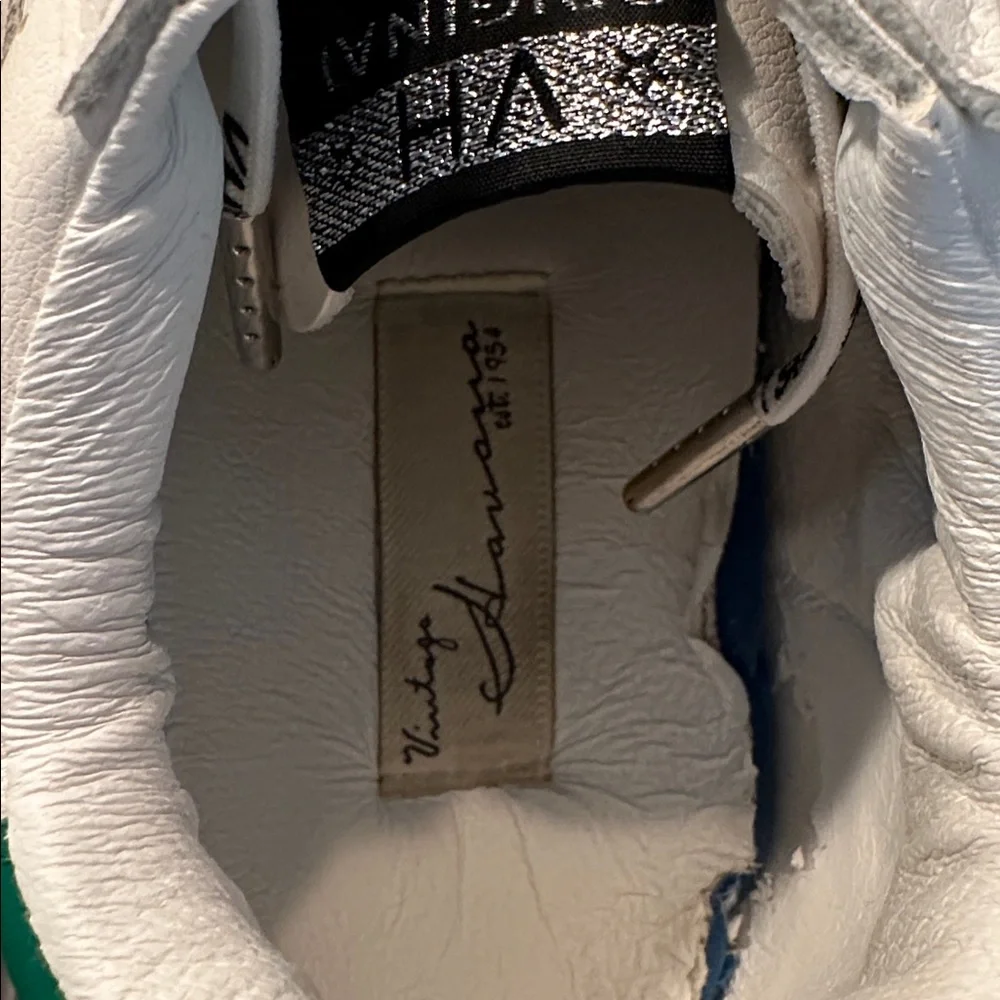 N/A stylish white